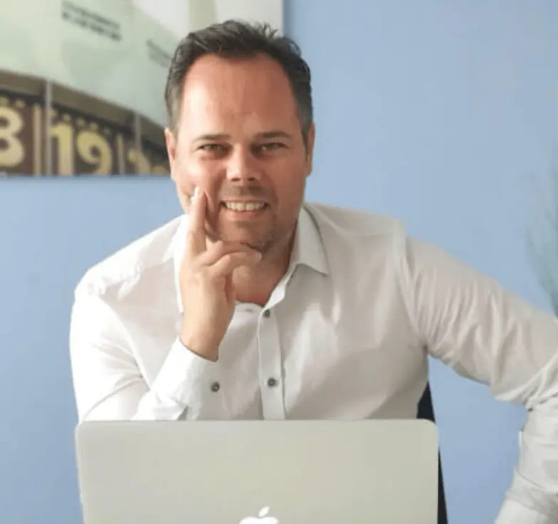 Ronald Seifart, gerente de Bramex y asesor de seguros privados